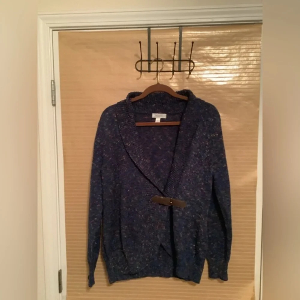 DRESS BARN~ SWEATER/ BLOUSE~ NICE DETAIL~XL